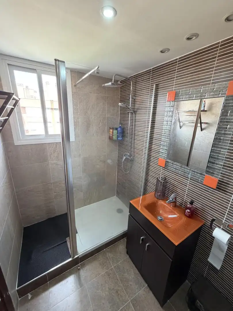 Bathroom of Flat for sale in Torrejón de Ardoz  with Air Conditioner, Heating and Parquet flooring