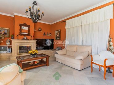 Casa rústica amb piscina en venda a Las Canteras