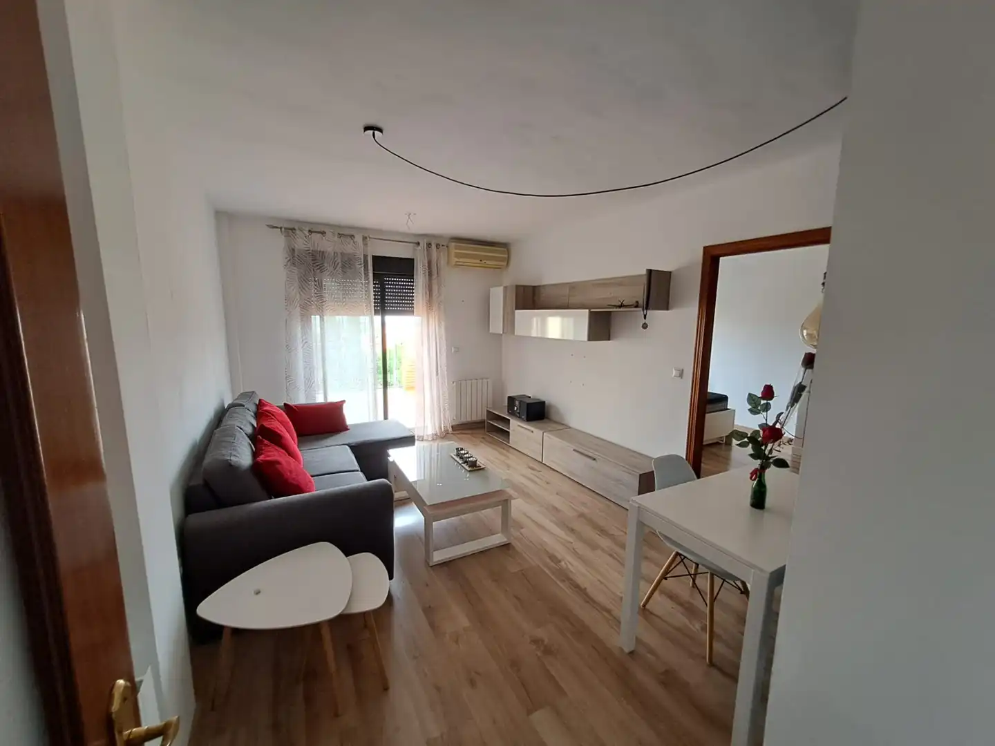 Sala d'estar de Apartament en venda en La Zubia amb Aire condicionat, Calefacció i Terrassa