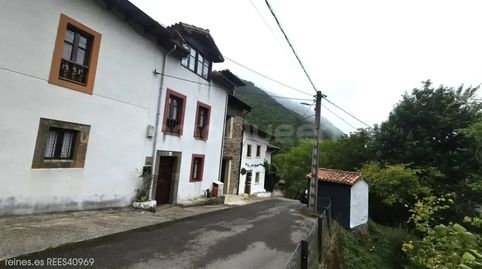 Foto 2 de Casa adosada en venda a N/a, Peñamellera Alta, Asturias