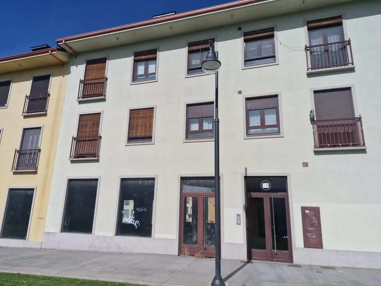 Exterior view of Flat for sale in Zona Alta