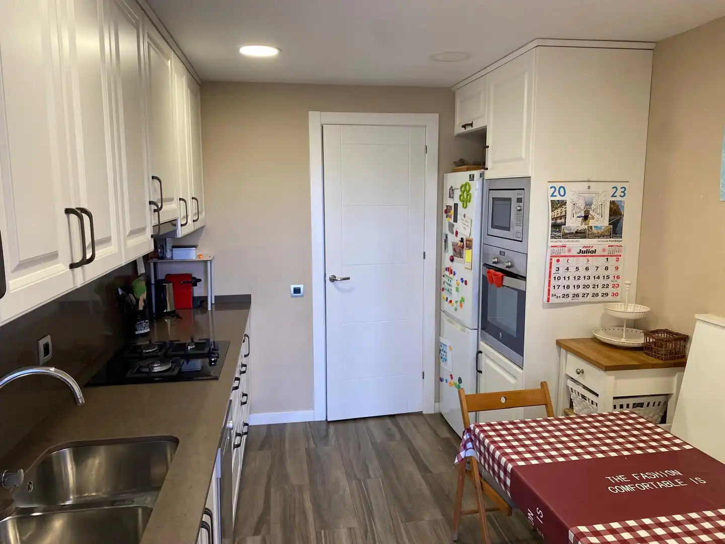 Wohnung zur Miete in Carrer d'Arístides Maillol, 10, La Maternitat i Sant Ramon