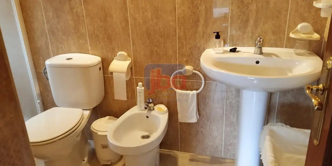 Baño de Casa o chalet en venta en Castrelo de Miño con Calefacción y Amueblado