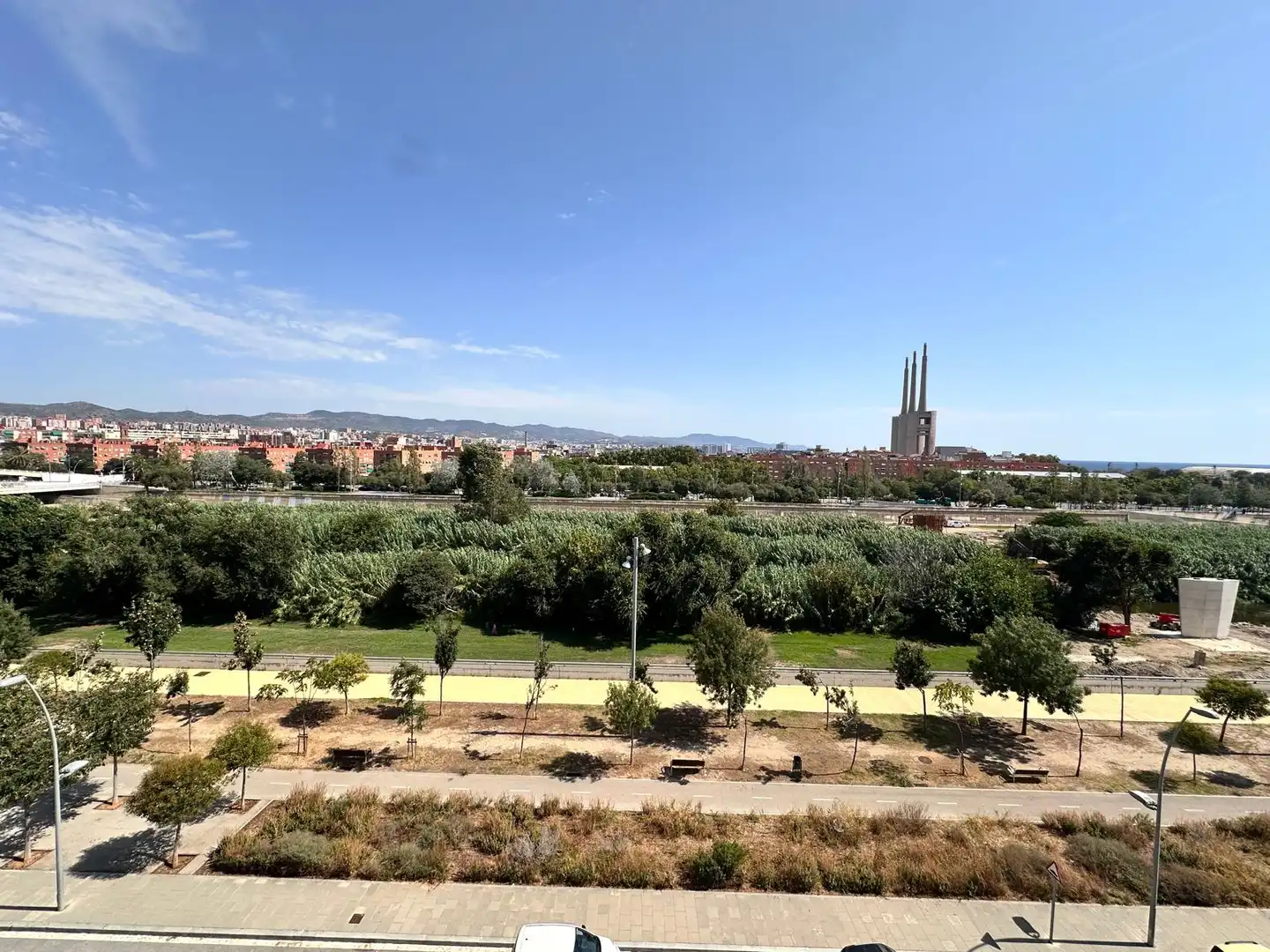 Vista exterior de Pis de lloguer en Sant Adrià de Besòs amb Aire condicionat, Calefacció i Parquet