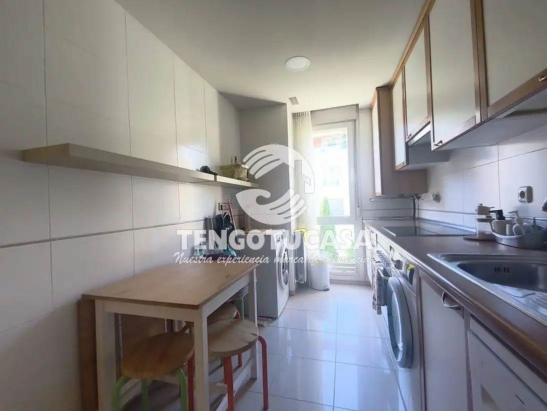Kitchen of Flat for rent in Madrid  with Air Conditioner, Heating and Terrace