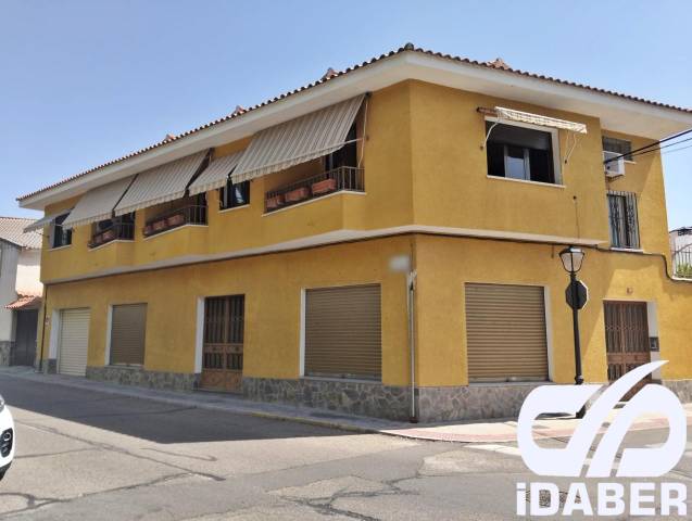 Local comercial en Alquiler en Parque Manuel de Vega - Carretera de Ugena
