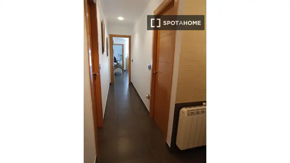 Habitación en Centro - El Castillo