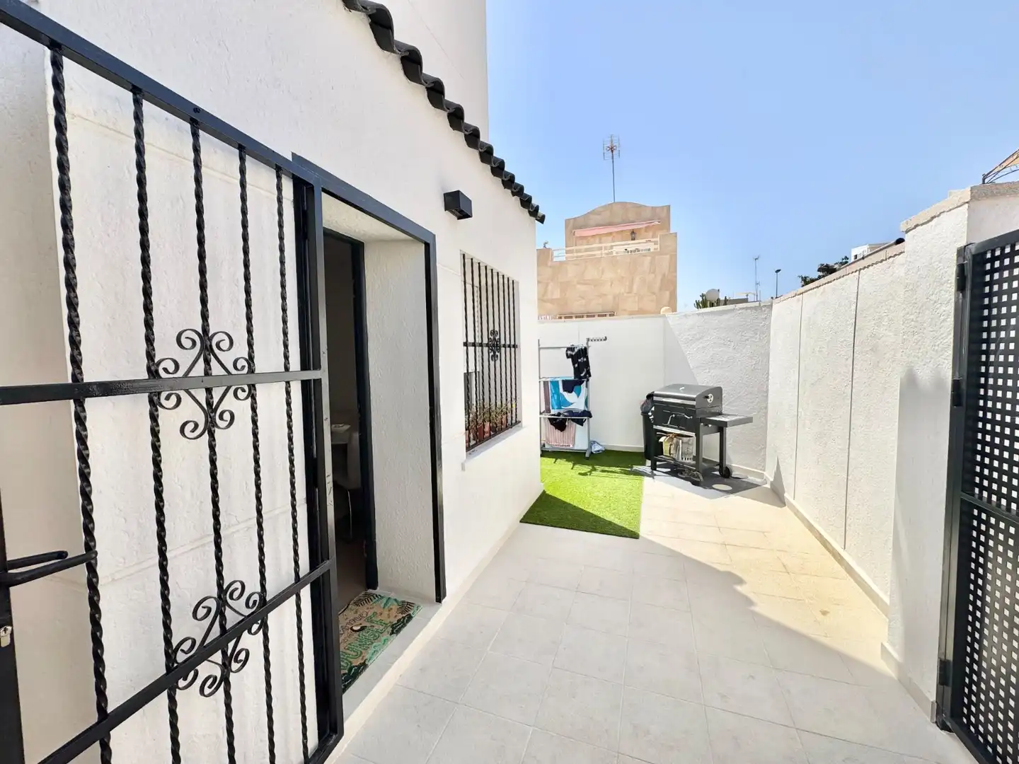Bungalow con piscina en alquiler en Los Balcones - Los Altos, imagen 3