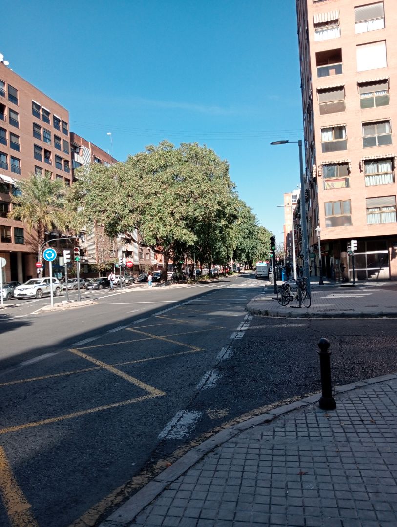 Local de lloguer a Carrer del Doctor Manuel Candela, L'Amistat