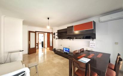 Sala d'estar de Pis en venda en Alicante / Alacant amb Jardí privat, Terrassa i Balcó