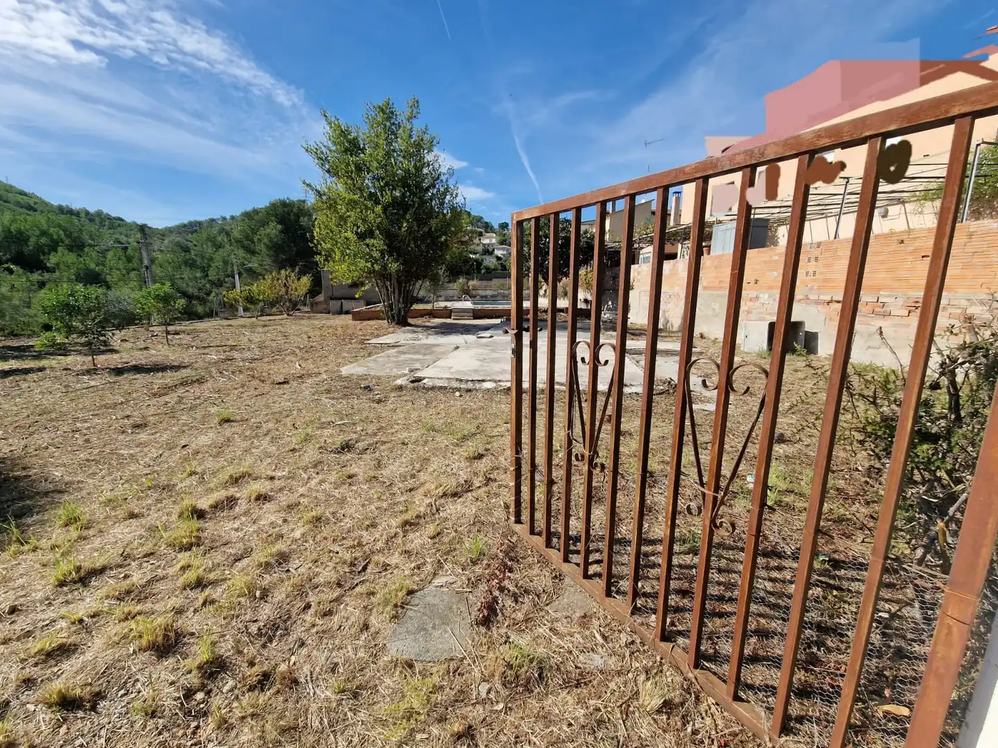 Terreny residencial en venda a Carrer Urà 9