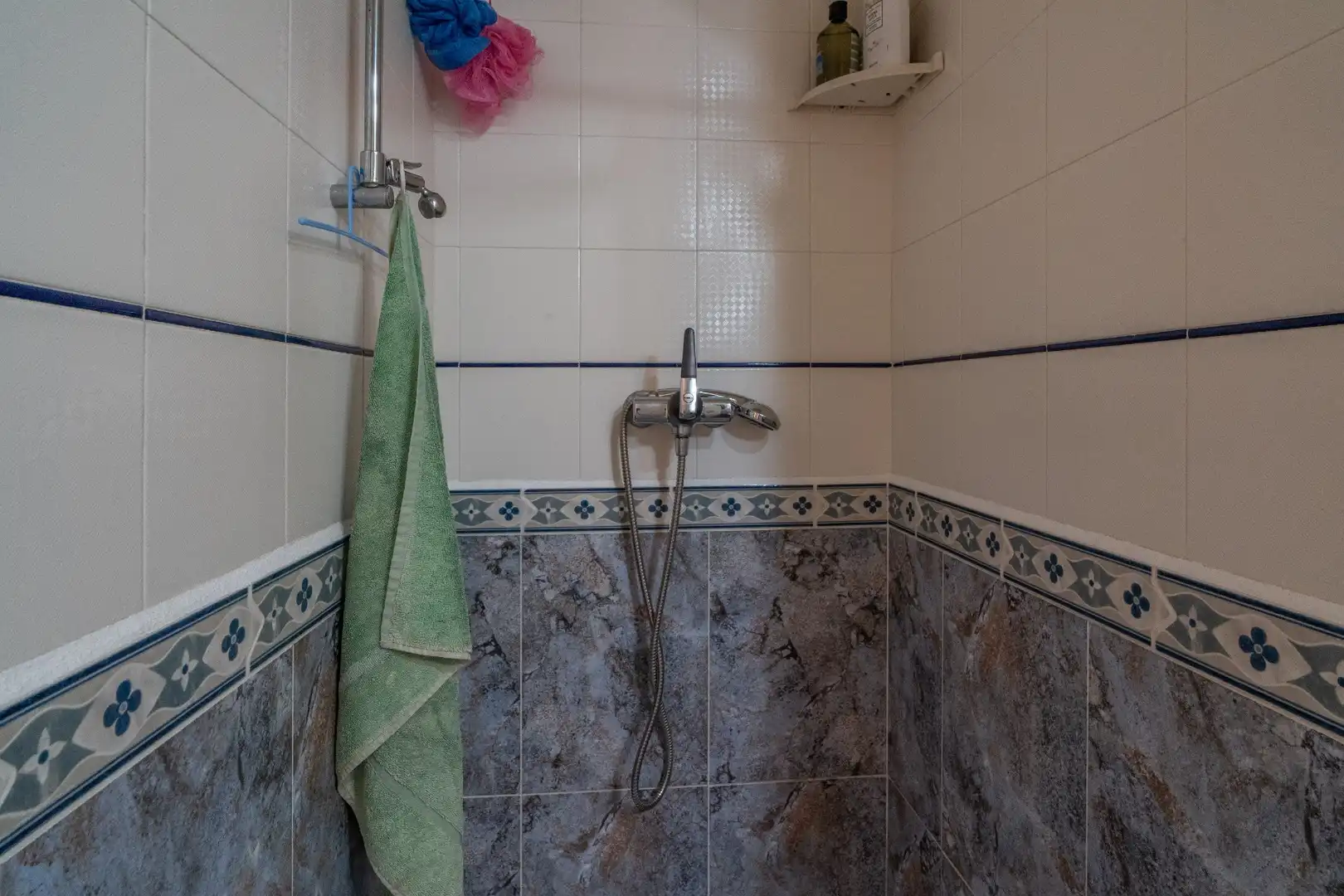 Bany de Casa adosada en venda en Torrevieja amb Calefacció, Jardí privat i Terrassa