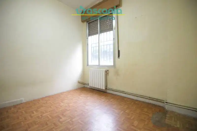 Habitación de Piso en venta en Galdakao con Calefacción y Amueblado