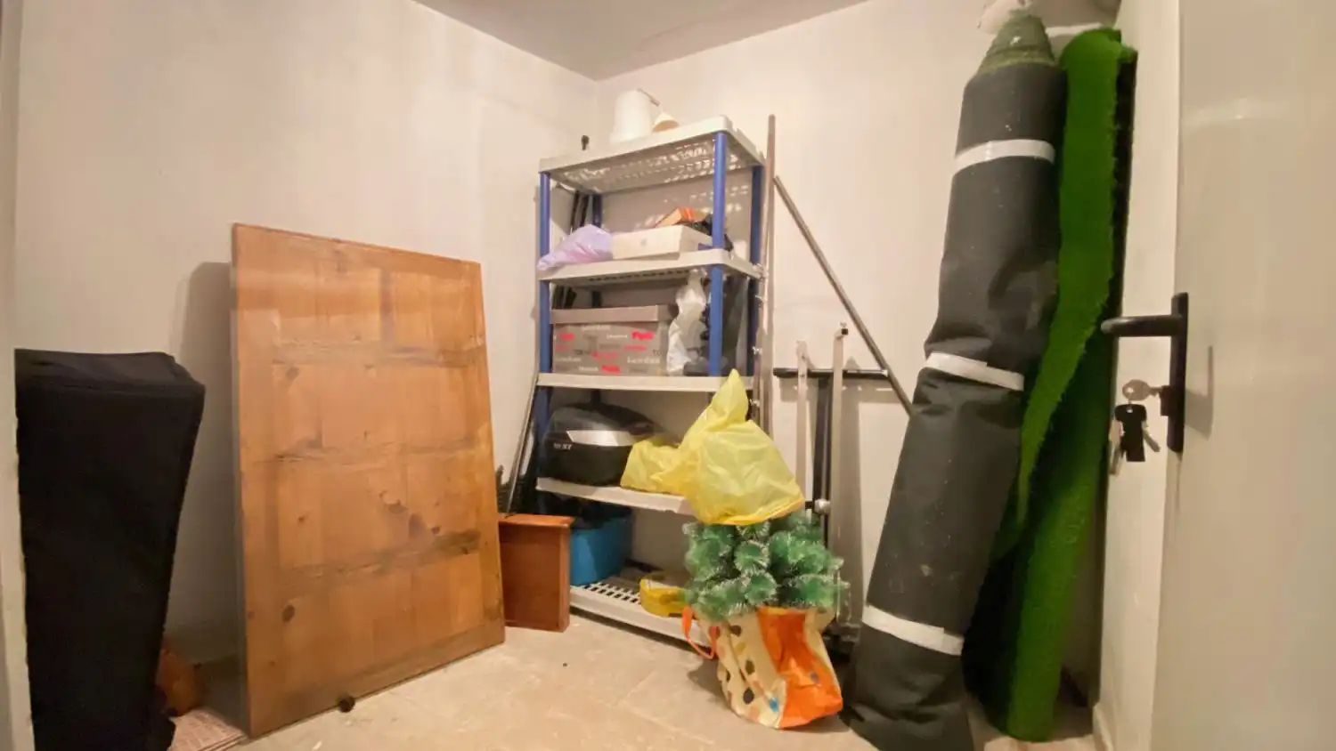 Piso en venta en Badajoz con Calefacción, Trastero y Amueblado