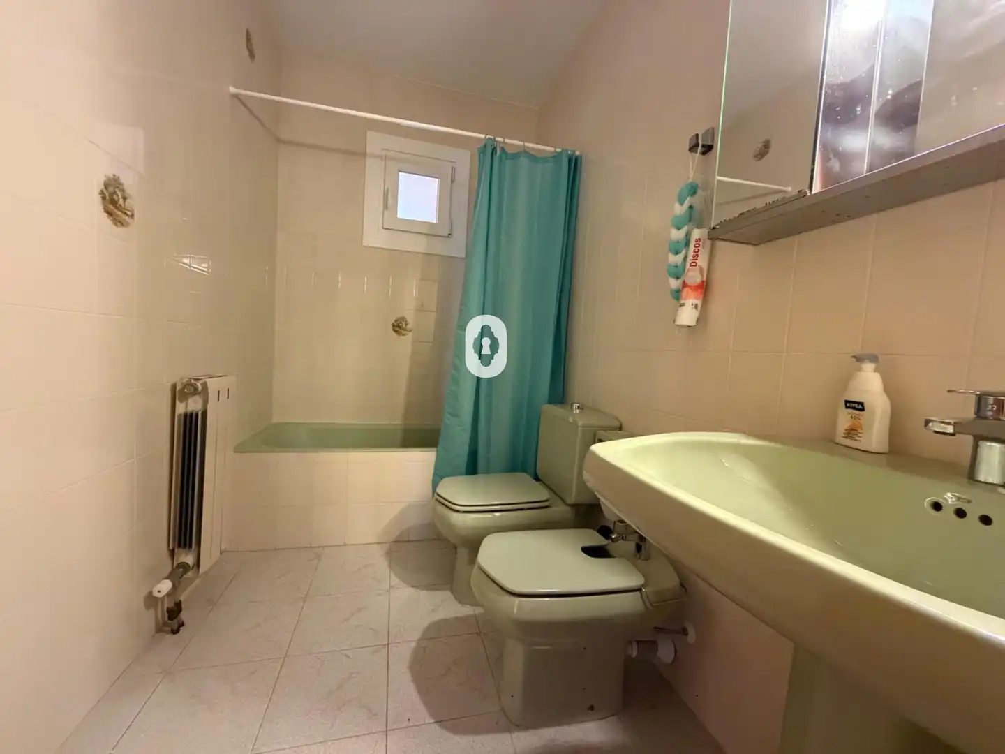 Badezimmer von Einfamilien-Reihenhaus zum Verkauf in Son Servera mit Heizung, Privatgarten und Terrasse