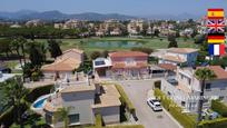 Vista exterior de Casa o xalet en venda en Oliva amb Aire condicionat, Terrassa i Piscina