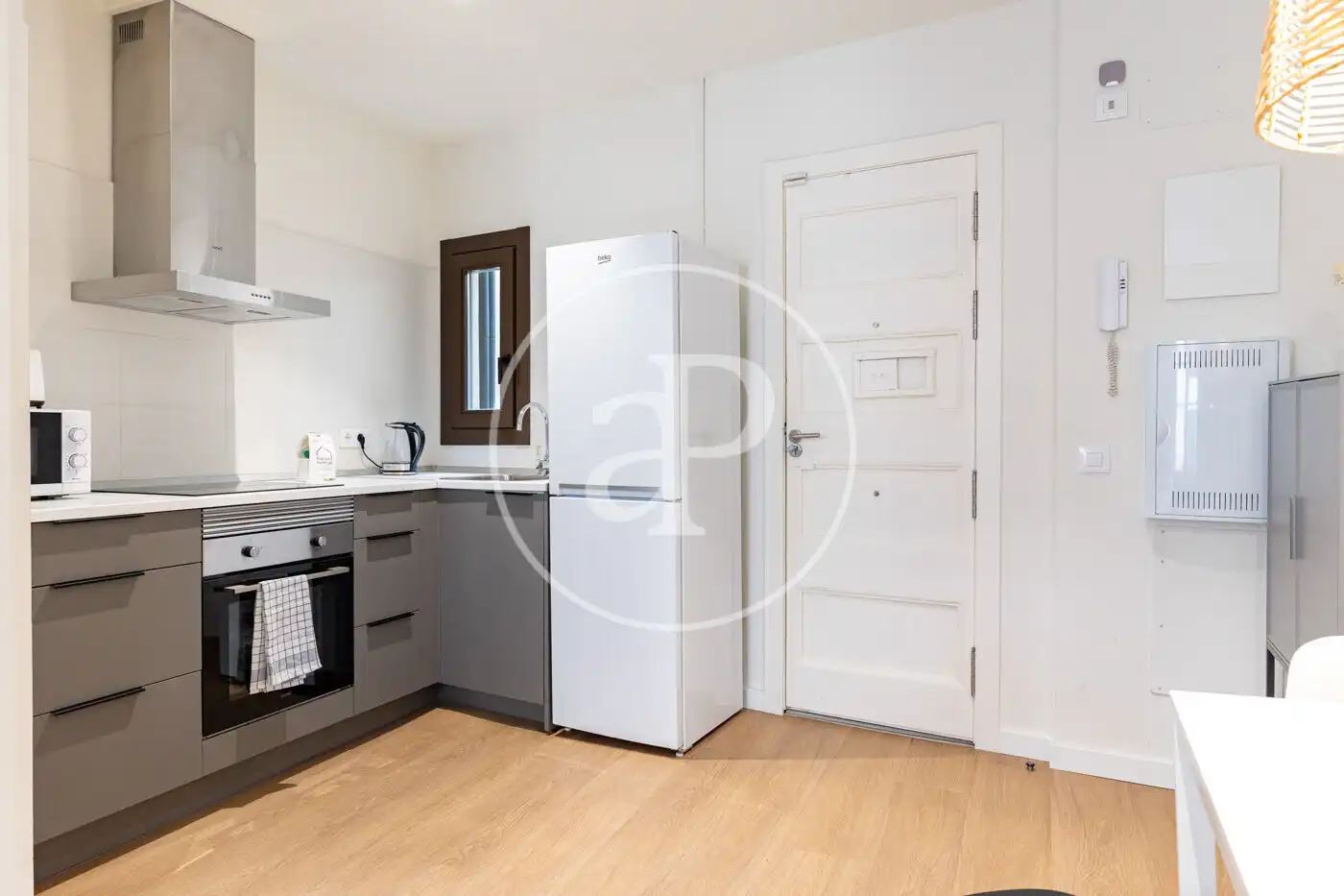 Cocina de Piso en venta en Barcelona con Calefacción, Amueblado y Balcón
