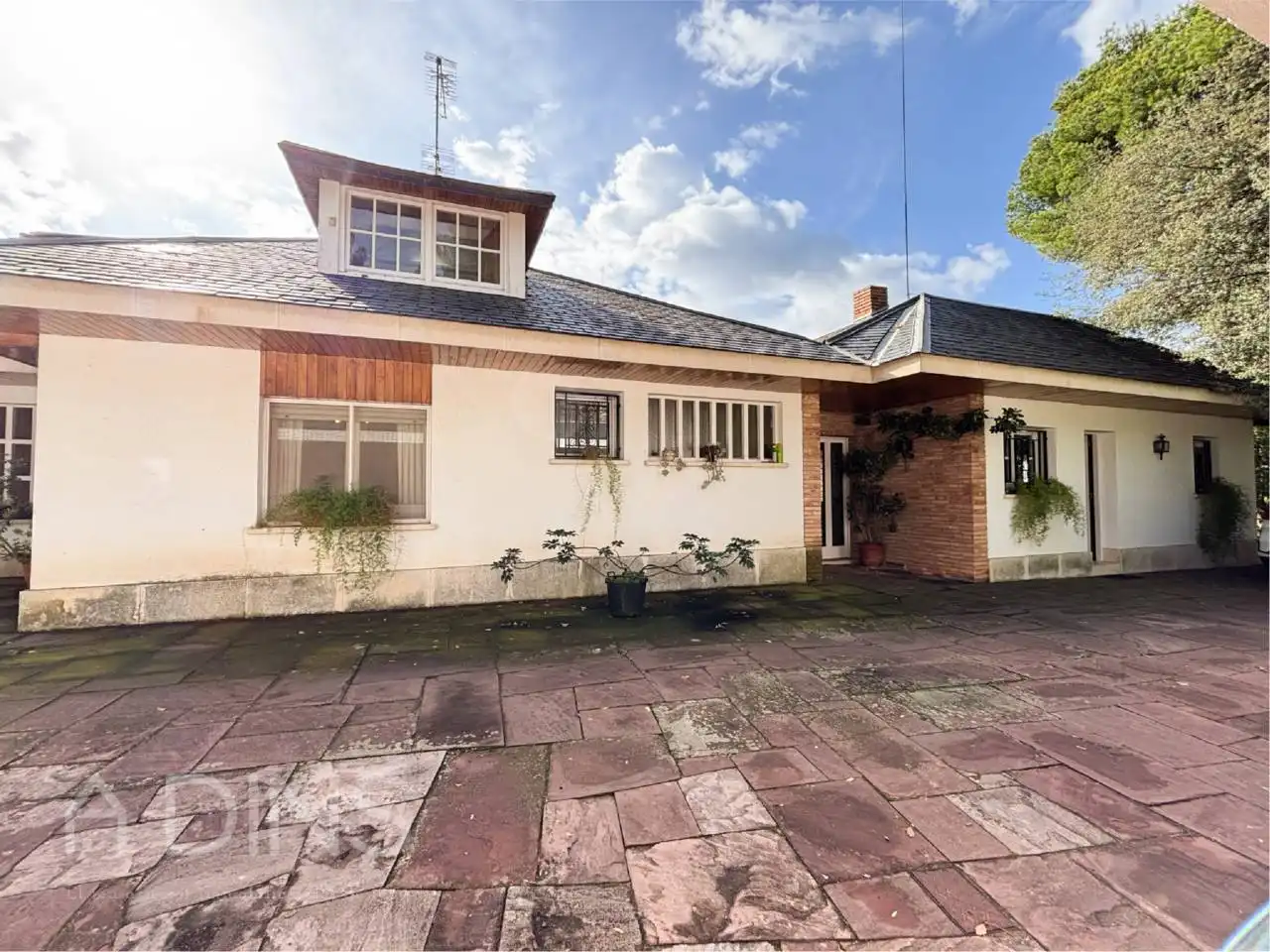 Vista exterior de Casa o chalet en venta en Sant Feliu de Codines con Calefacción y Jardín privado
