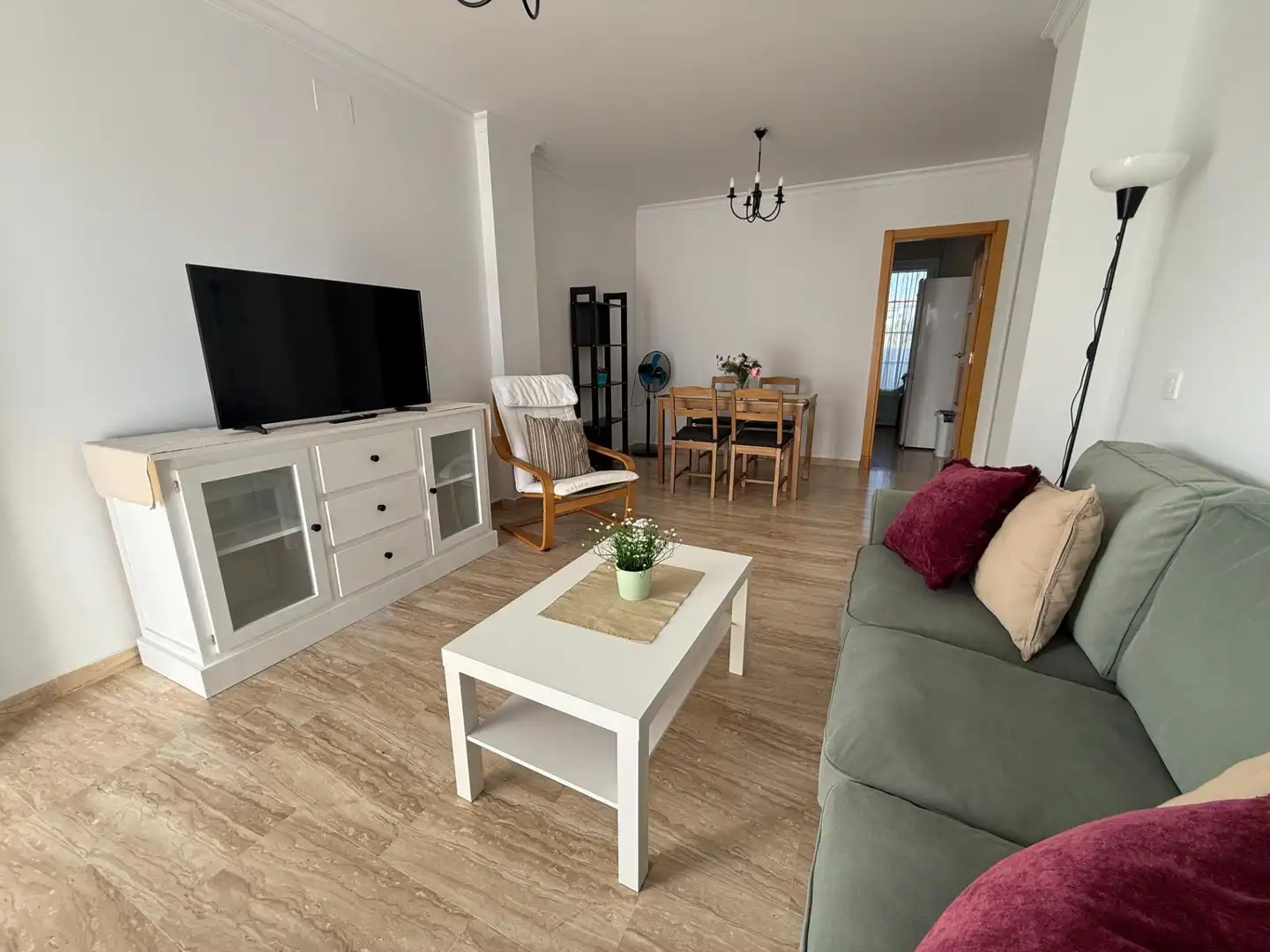 Apartment with pool for sale in La Barrosa, imagen 4