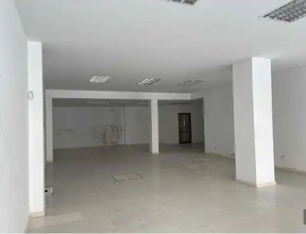 Local comercial en venta en Coria del Río, imagen 5