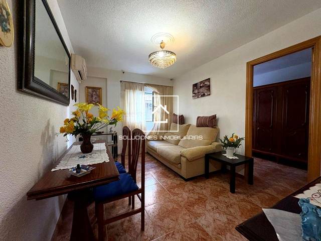 Planta baja en Venta en De La Sierra De Gredos en Casco Histórico de Vallecas