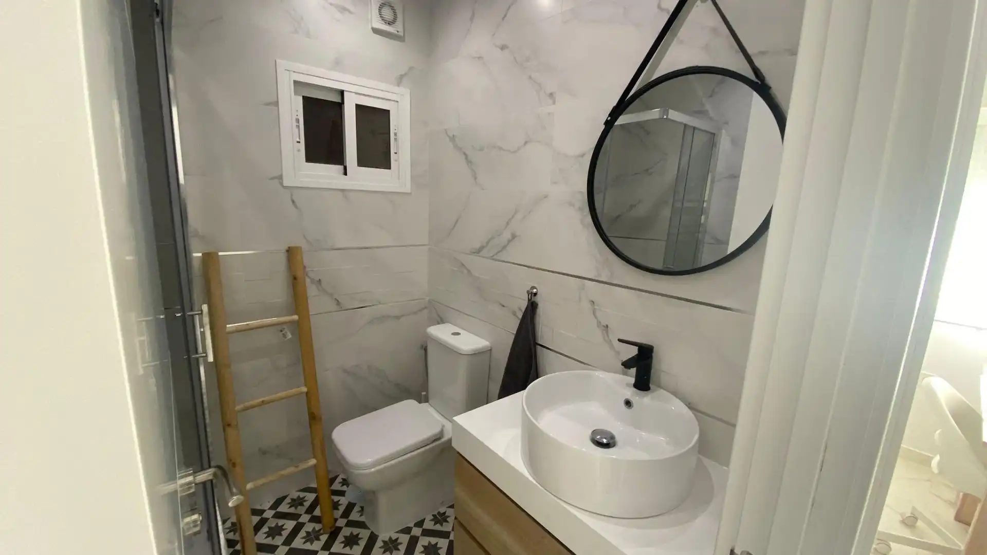 Habitació a Calle SEGRE, El Plantinar – Avda. La Paz - El Juncal