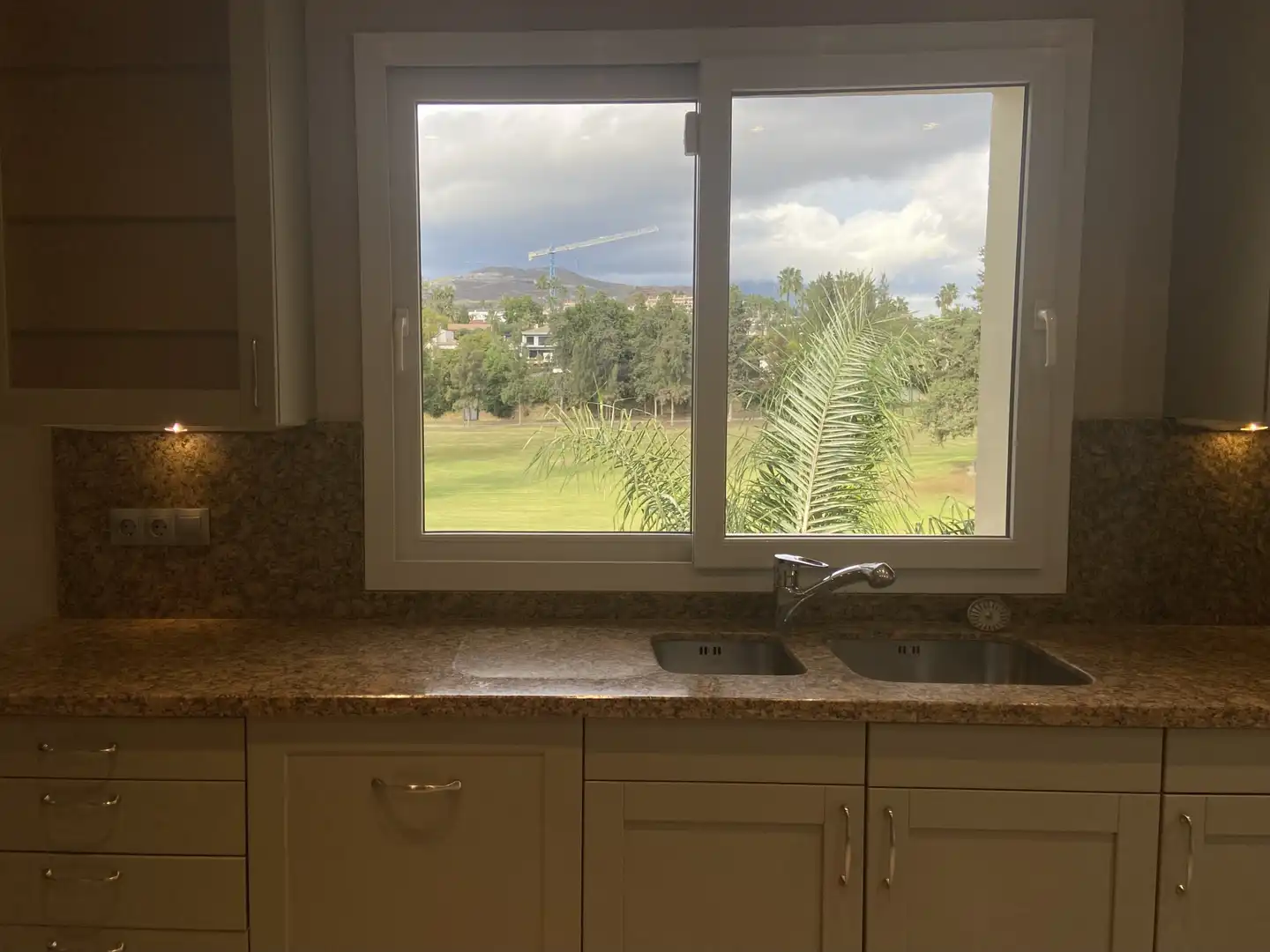 Penthouse with pool for sale in Nueva Andalucía, imagen 17