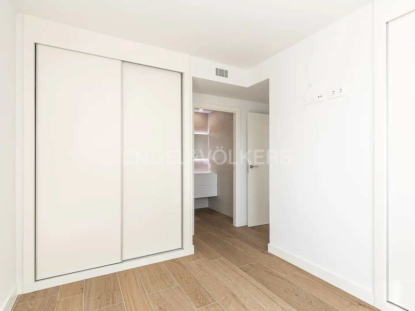 Schlafzimmer von Wohnung zur Miete in Barcelona mit Klimaanlage, Heizung und Parkett