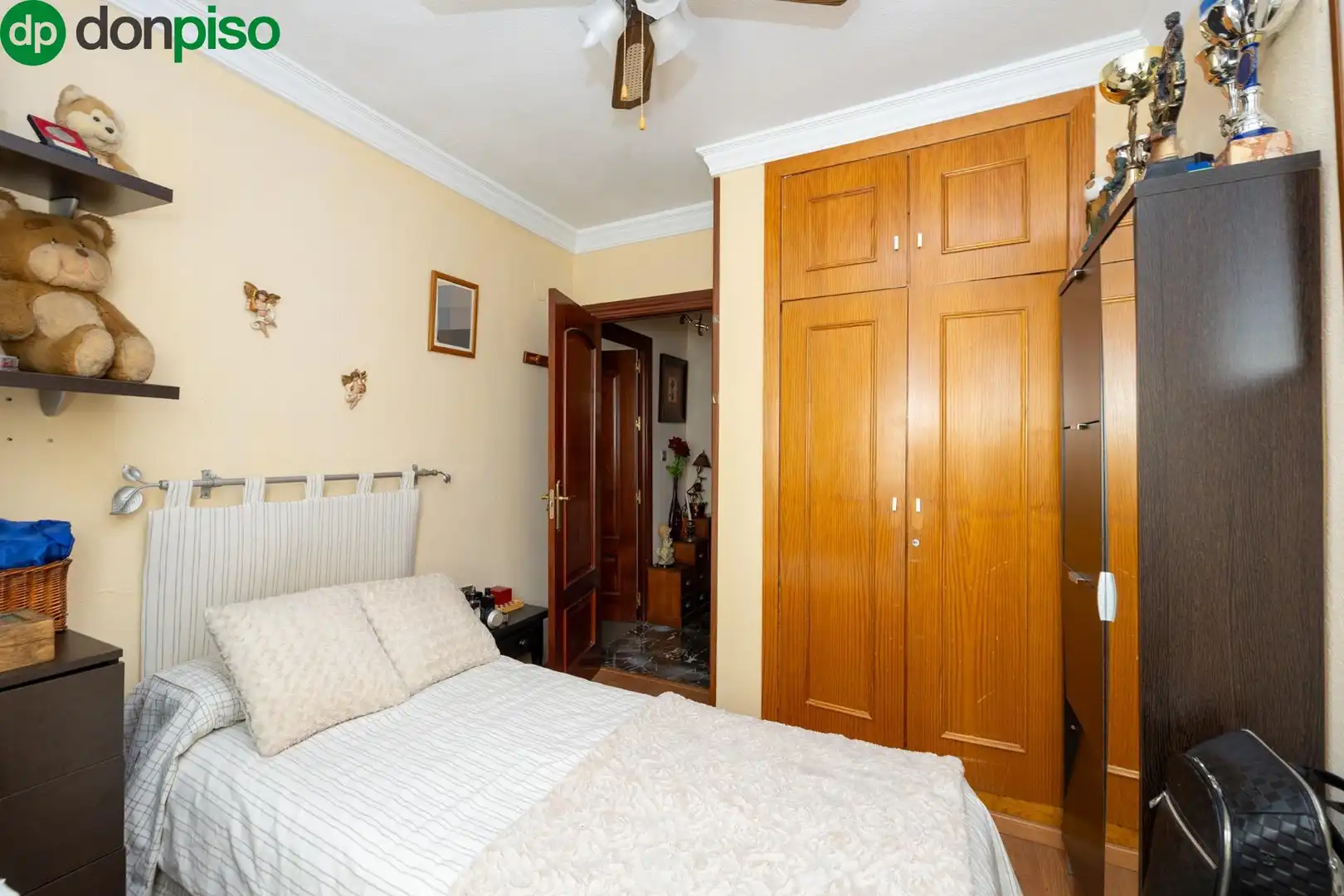 Casa pareada con terraza en venta en Calle MIMBRES UR.MONTELUZ, imagen 17