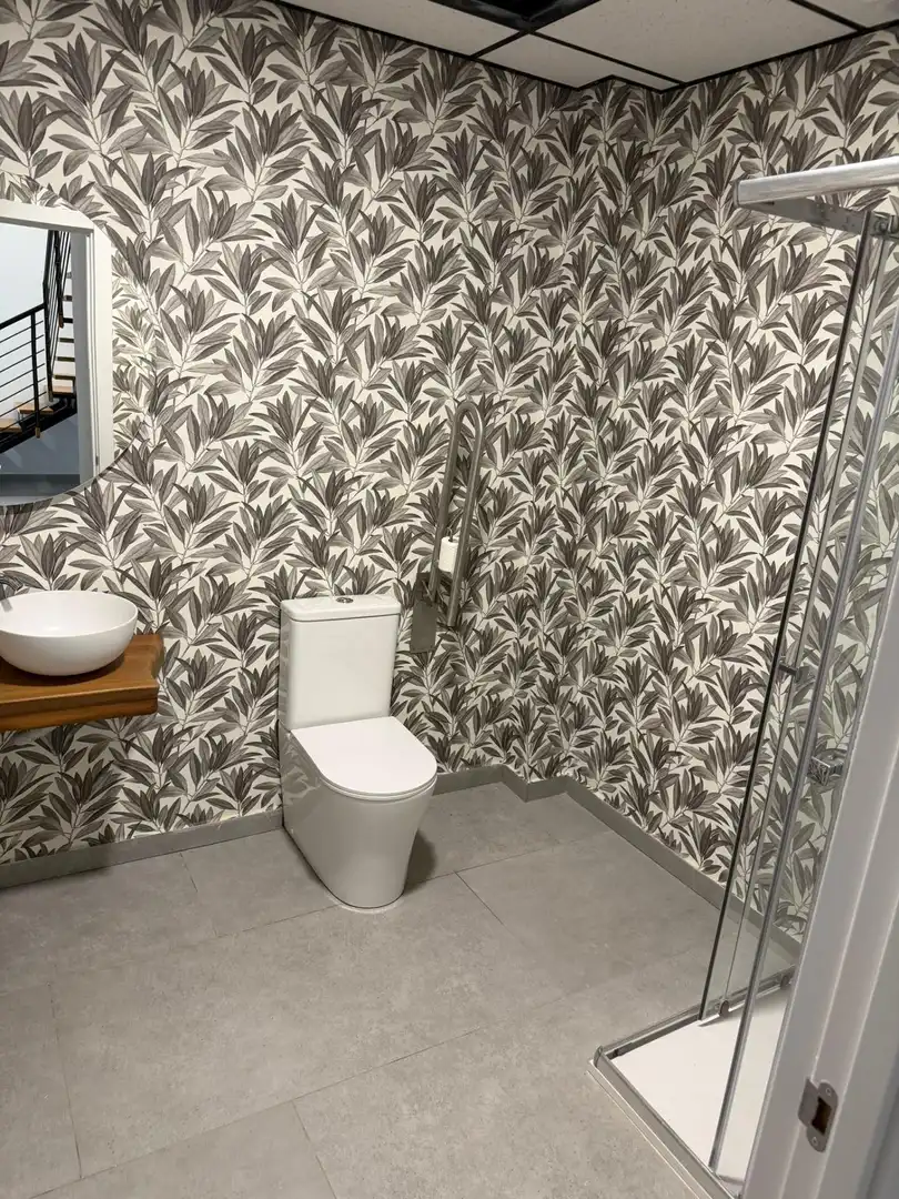Baño de Local de alquiler en Mojácar con Aire acondicionado