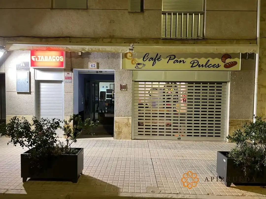 Commercial properties for sale in La Zaida  with Air Conditioner and Furnished
