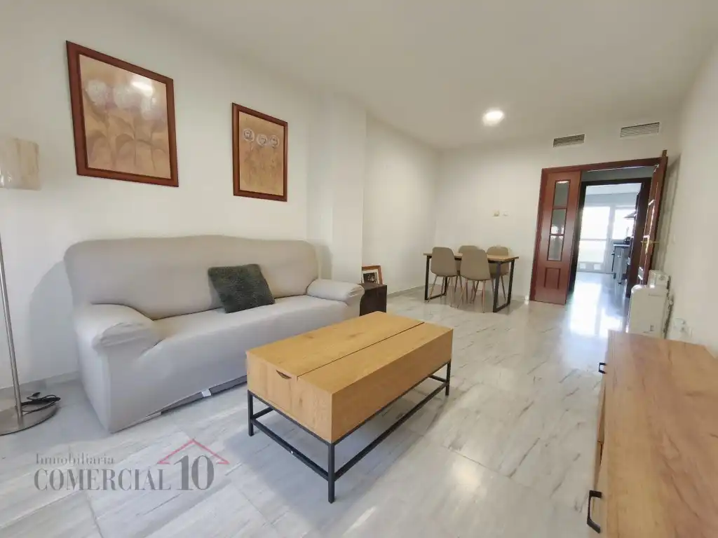 Wohnzimmer von Wohnungen zur Miete in Badajoz mit Möbliert und Balkon