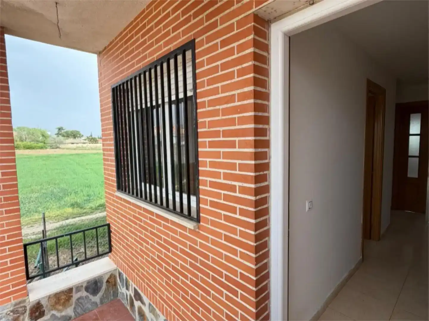 Vista exterior de Casa o xalet en venda en Cedillo del Condado amb Piscina i Balcó