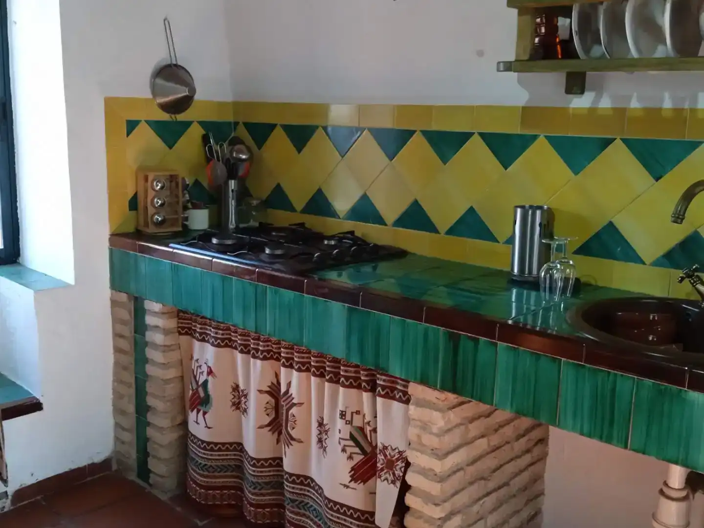 Kitchen of Flat for rent in El Castillo de las Guardas, Sevilla