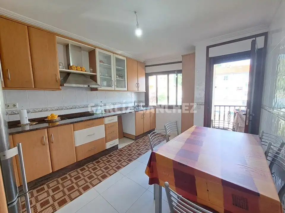 Apartament amb ascensor en venda a Lugar Escarabote