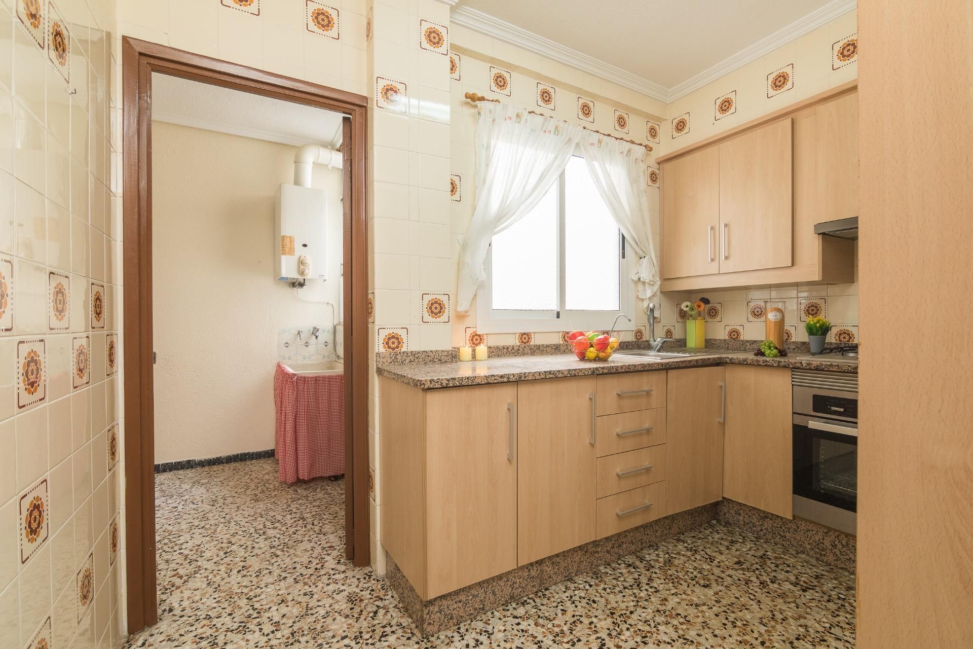 Kitchen of Flat for sale in Elche / Elx