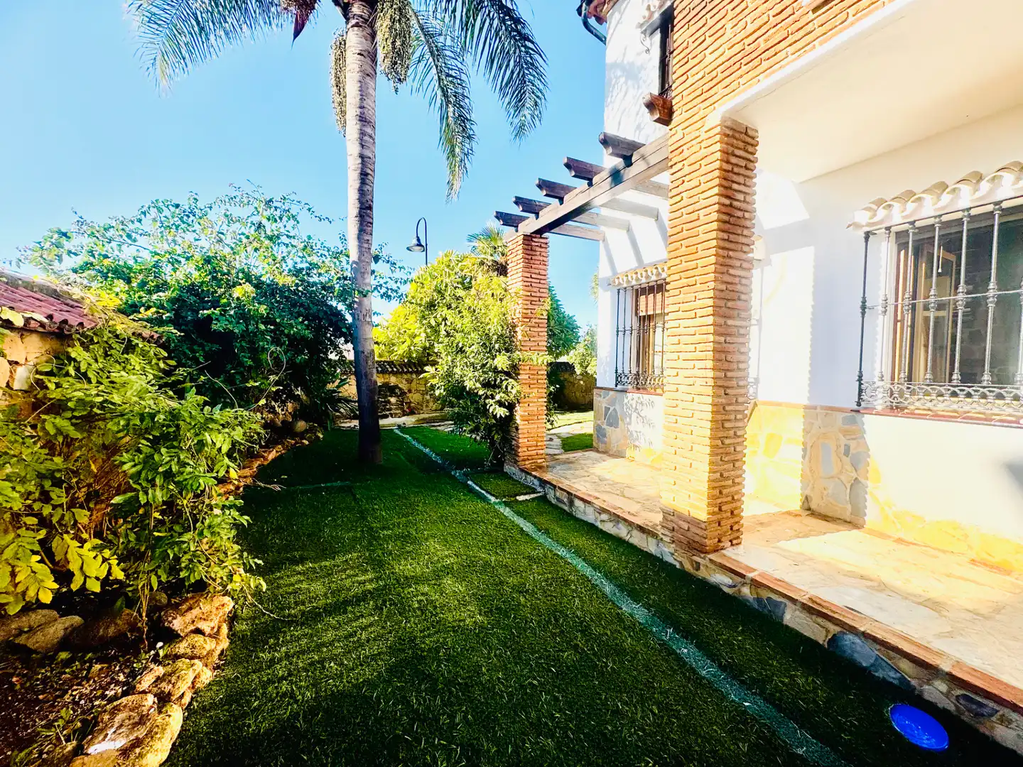 Garden of Houses for sale in Mijas  with Air Conditioner, Heating and Private garden