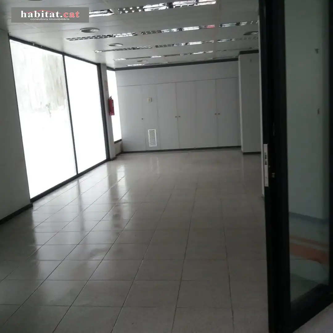 Local comercial en venda a Ametllers - Poble-Sec, imagen 3