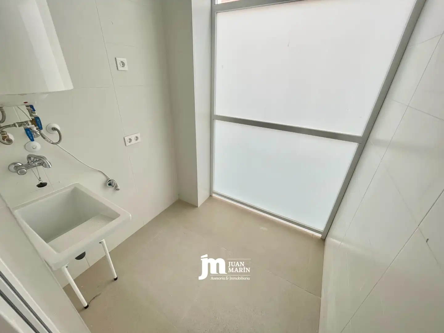 Bathroom of Flat for sale in Cieza  with Storage room