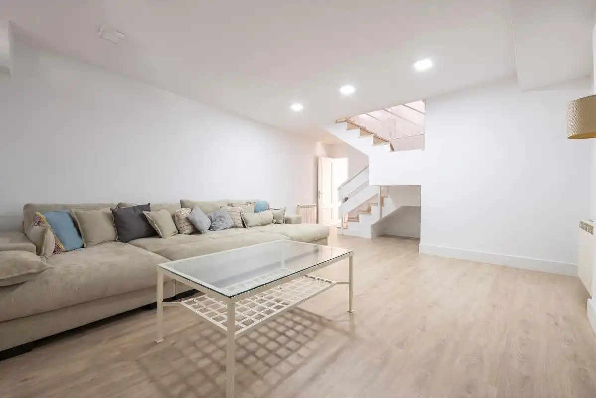 Dúplex en venta en  Madrid Capital con Calefacción, Terraza y Balcón