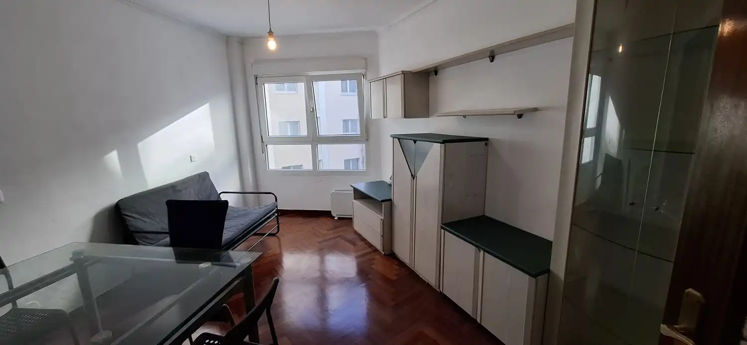 Piso con ascensor en venta en Cuatro Caminos - Plaza de la Cubela, imagen 2