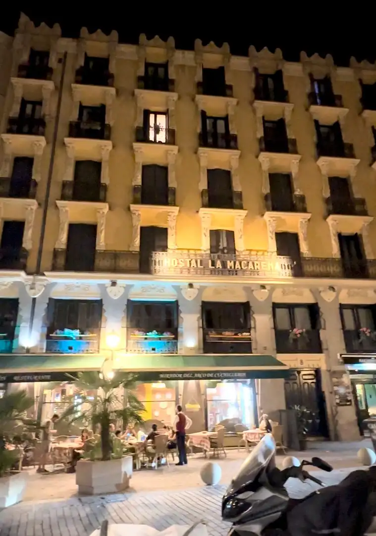 Apartamento en venta en Madrid con Calefacción, Terraza y Amueblado