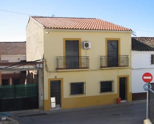 Exterior view of Flat for sale in Hornachos