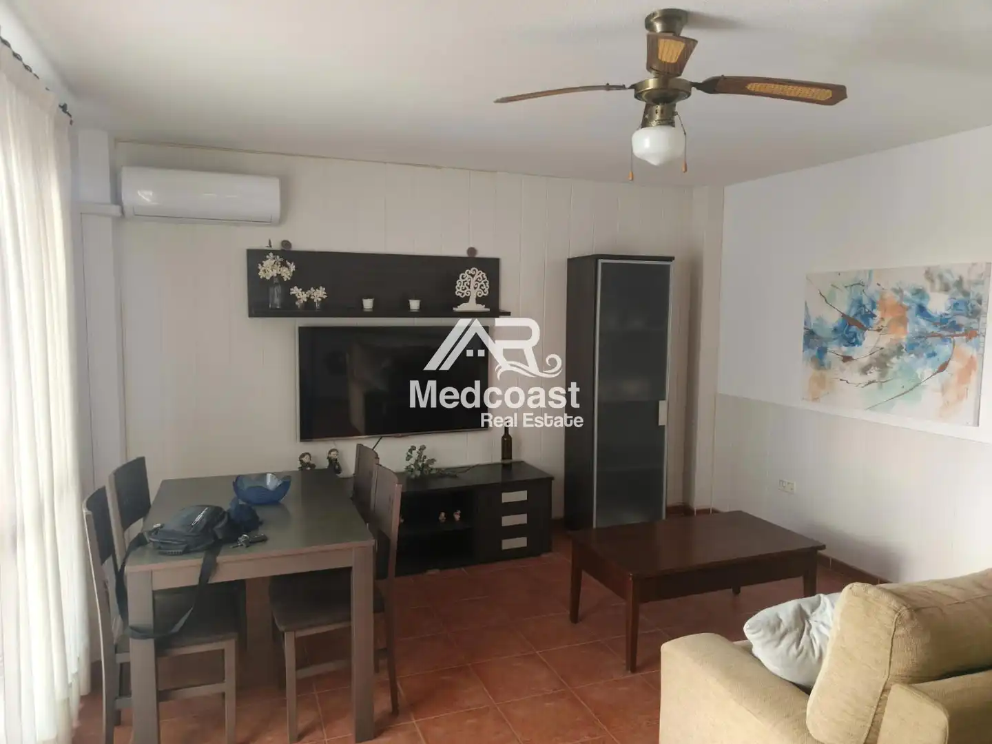 Sala de estar de Piso de alquiler en Vera con Terraza, Piscina y Amueblado