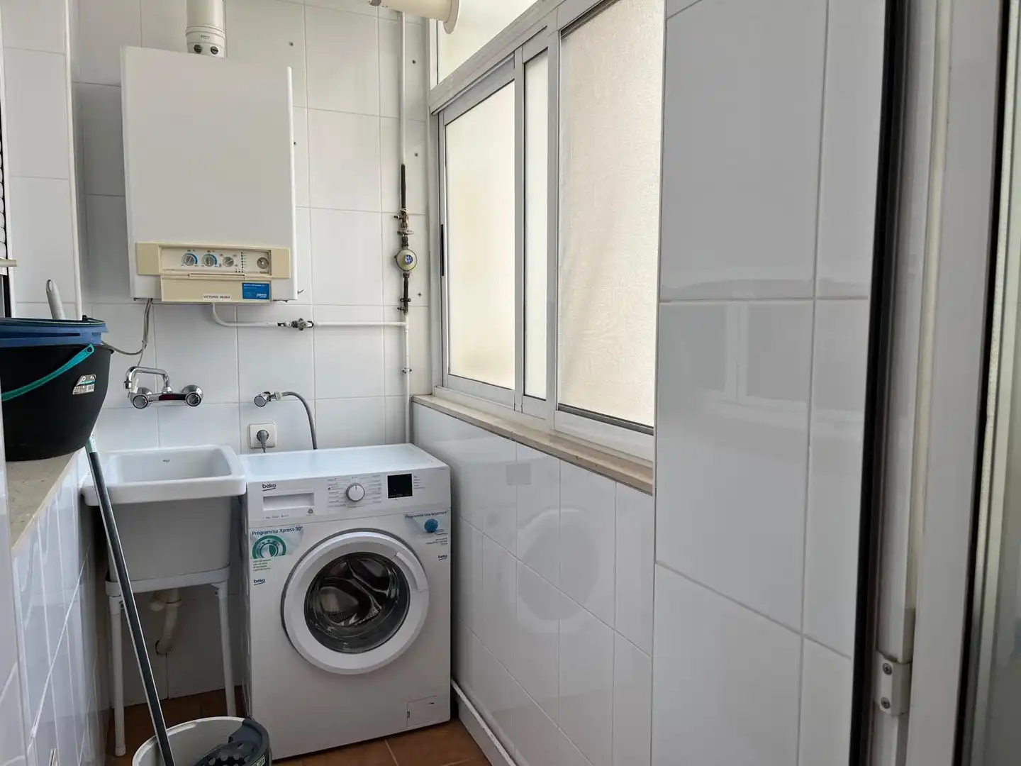 Baño de Piso en venta en Almansa con Calefacción, Trastero y Amueblado