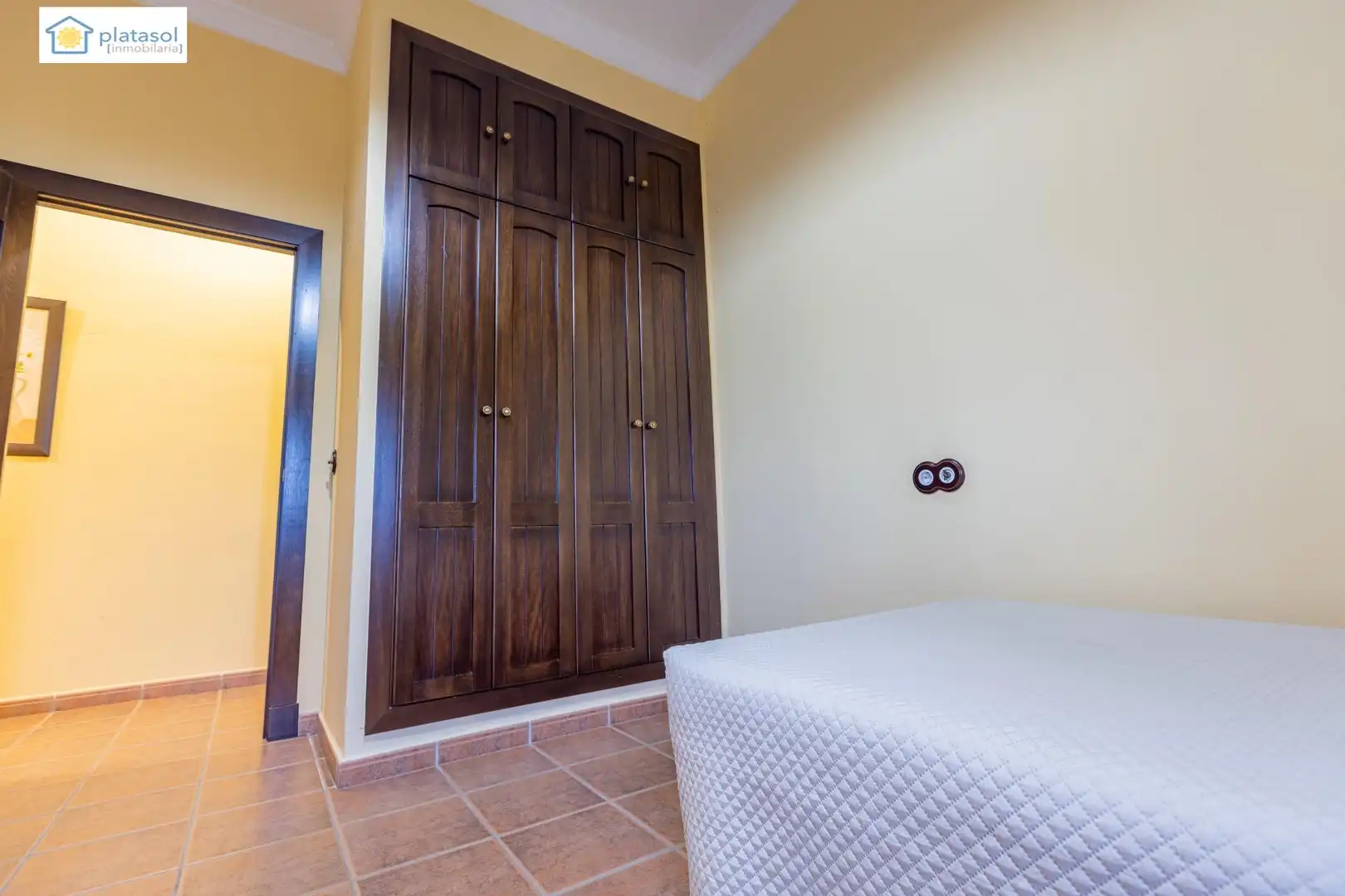 Habitación de Finca rústica en venta en Chucena con Aire acondicionado, Calefacción y Jardín privado
