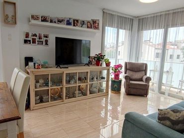 Piso con balcón en venta en Centre