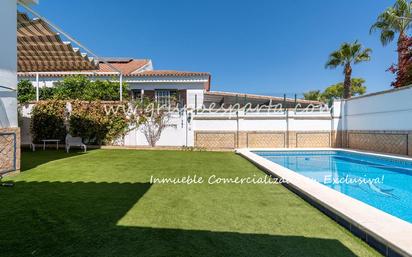 Jardí de Casa o xalet en venda en Espartinas amb Aire condicionat, Terrassa i Piscina