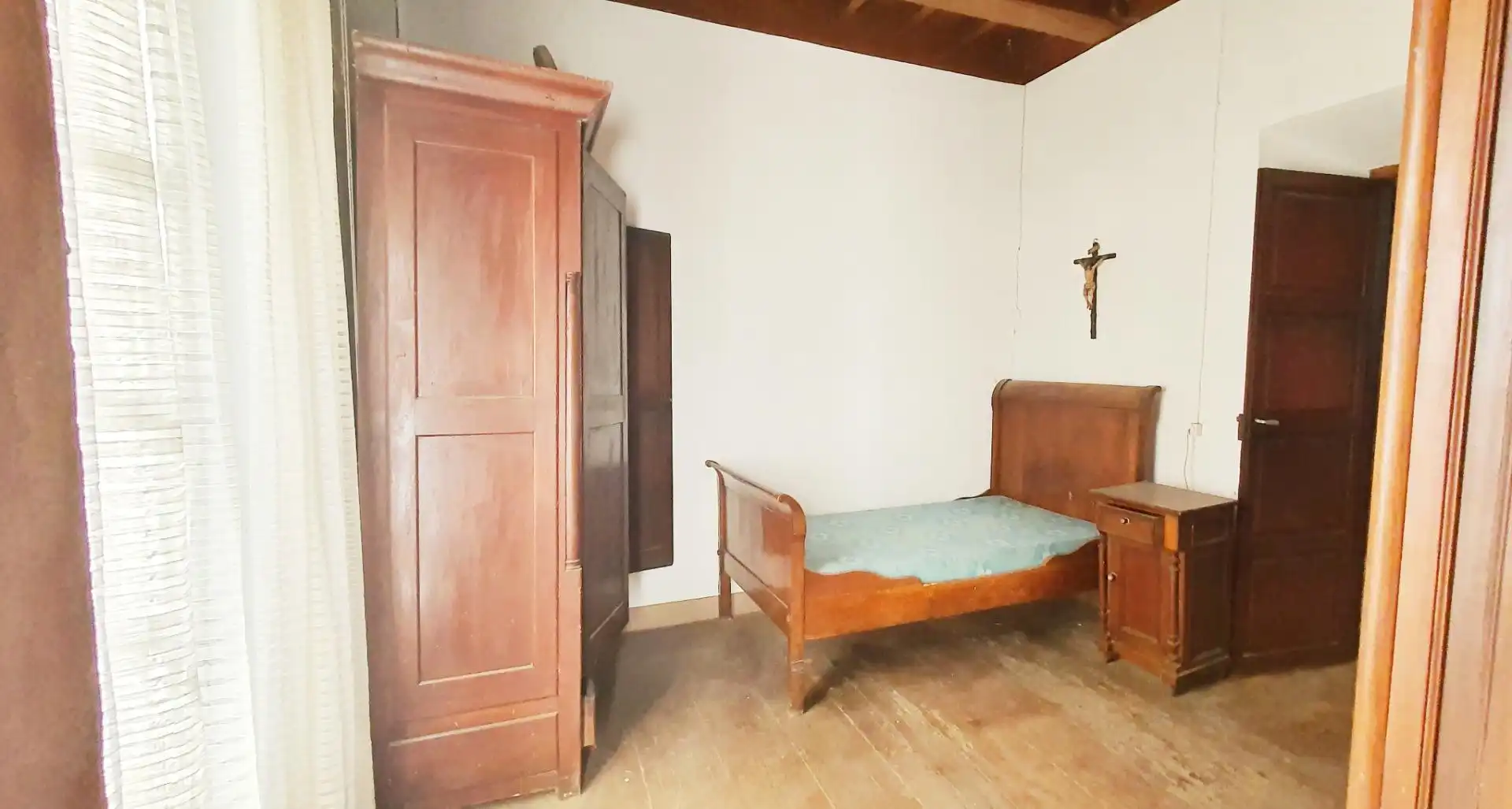 Habitación de Finca rústica en venta en Castropol con Jardín privado, Trastero y Balcón