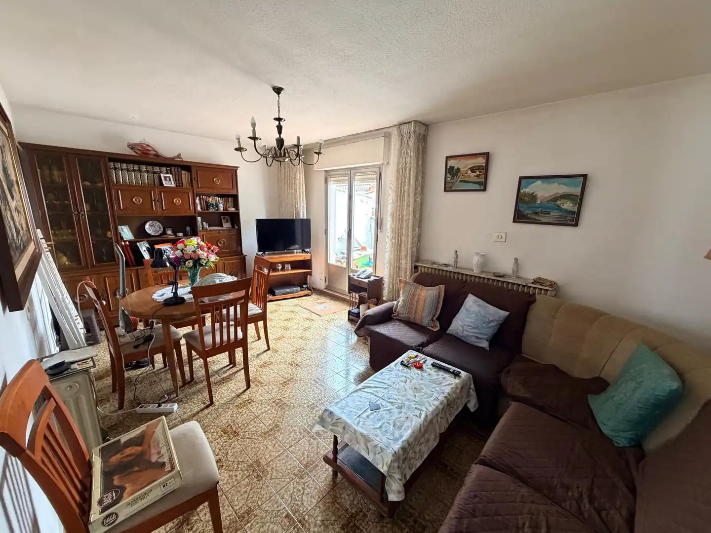 Sala d'estar de Àtic en venda en Salamanca amb Calefacció, Terrassa i Forn
